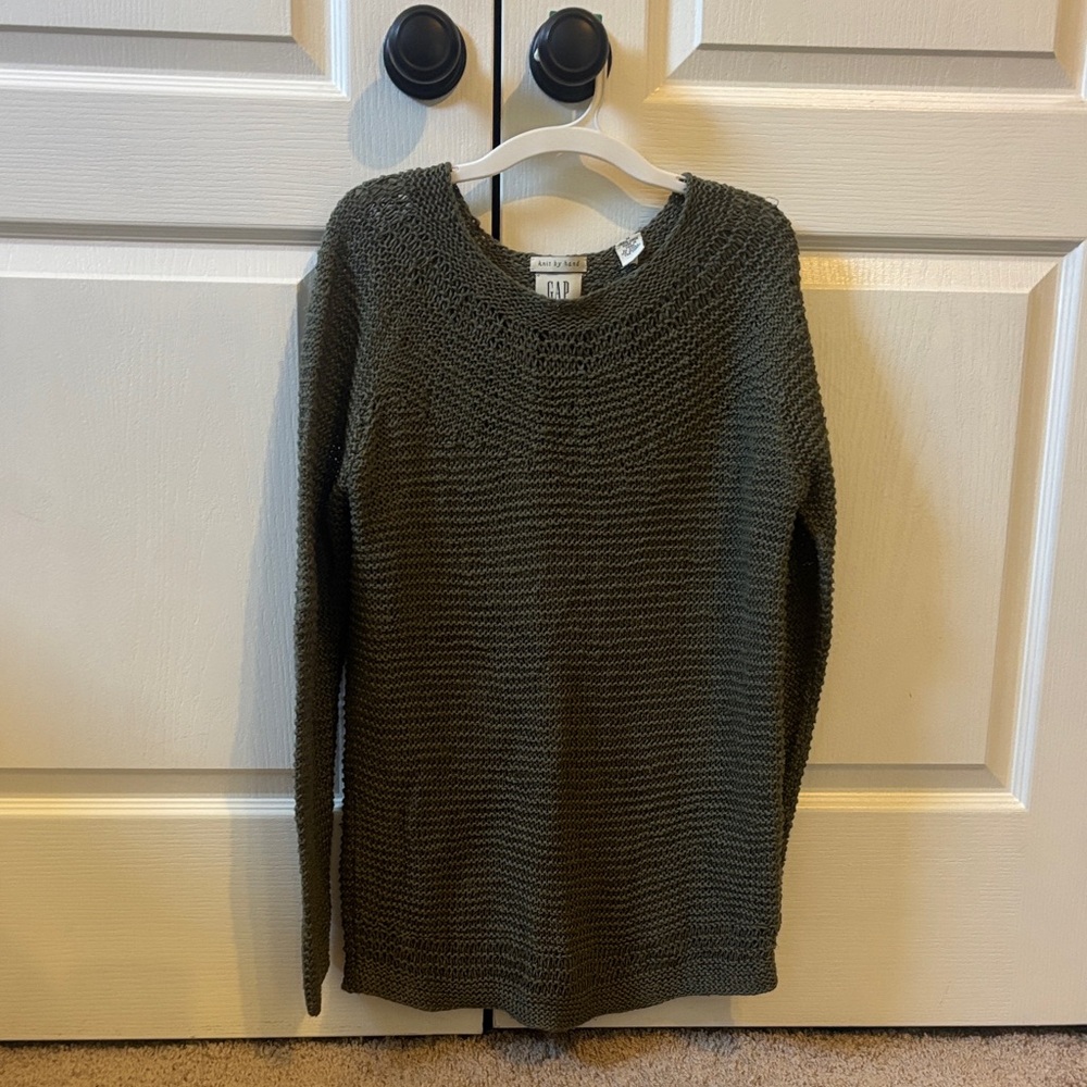 Vintage, GAP Women's Dark Green Crew Neck Sweater. Hand Knit. 100% Linen